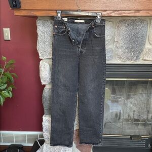 Levi's Ribcage Straight Ankle Jeans